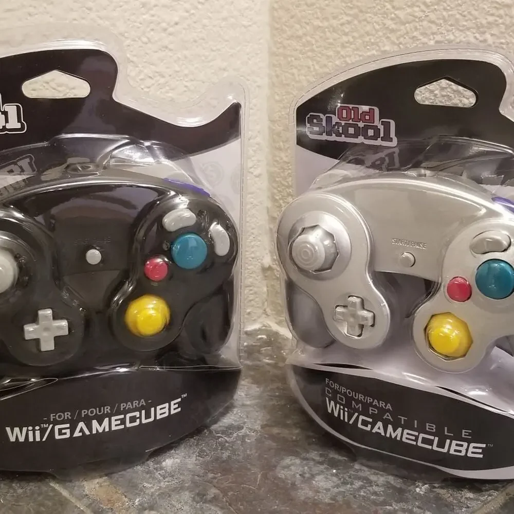 2 Gamecube Controllers - Black & Silver (NEW) - Nintendo - Old Skool